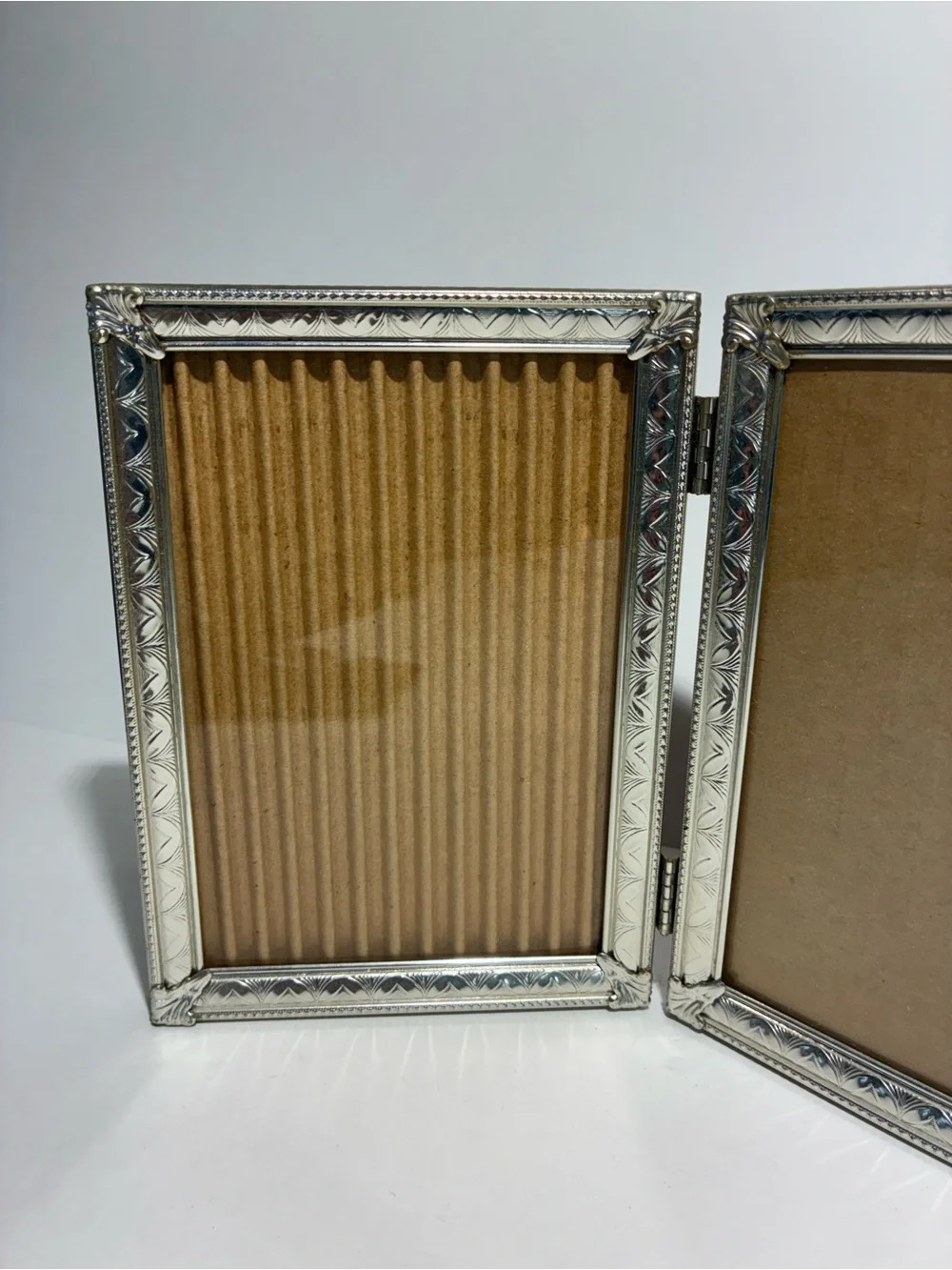 Vintage Silver Plated Bi-Fold Picture Frame Hinged Double 5x7 Photos Ornate